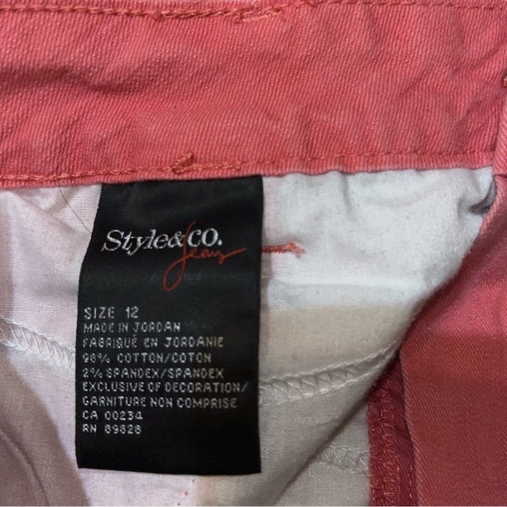 Style & Co Salmon Pink Mid Rise Tummy Control Capri Jeans, Size 12 - Picture 6 of 8